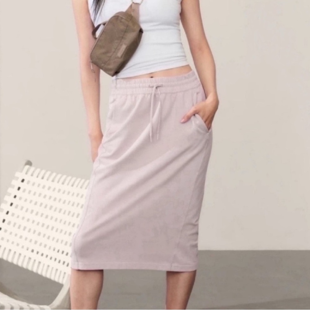 Athleta Retro Terry midi skirt, size large, abalone gray